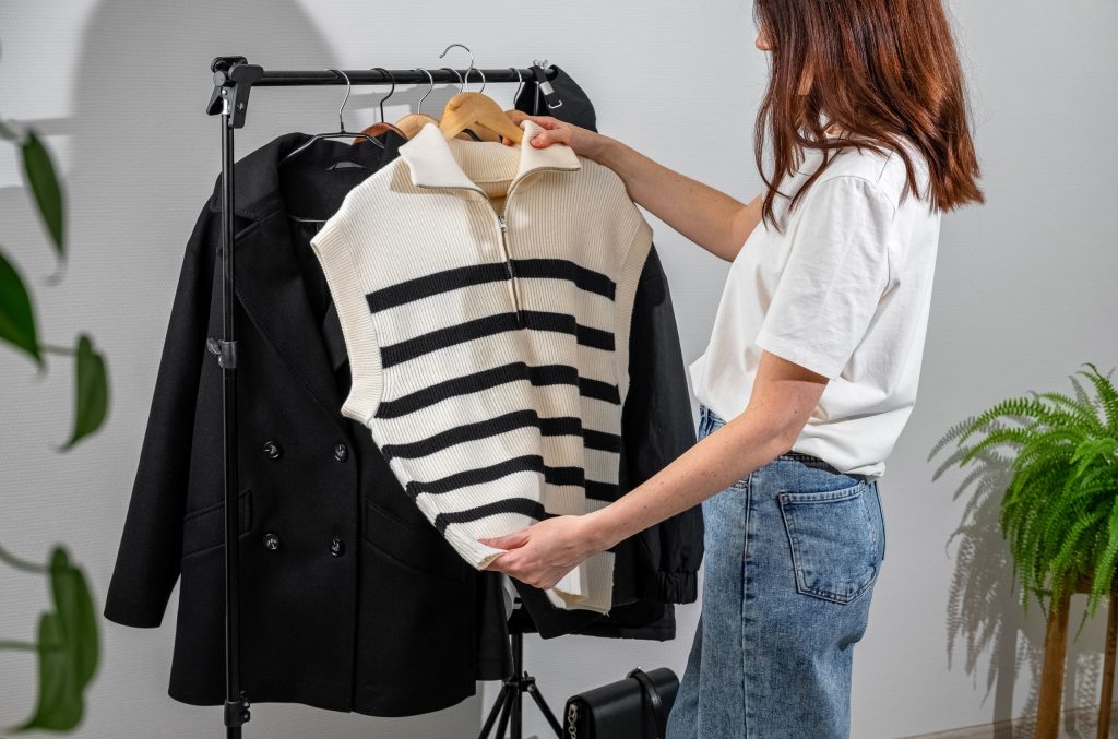 Benefits Beyond the Closet - Capsule Wardrobe